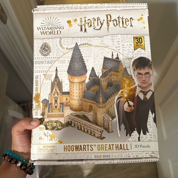 Harry Potter Hogwarts Great Hall 3D Puzzle - Picture 1 of 10